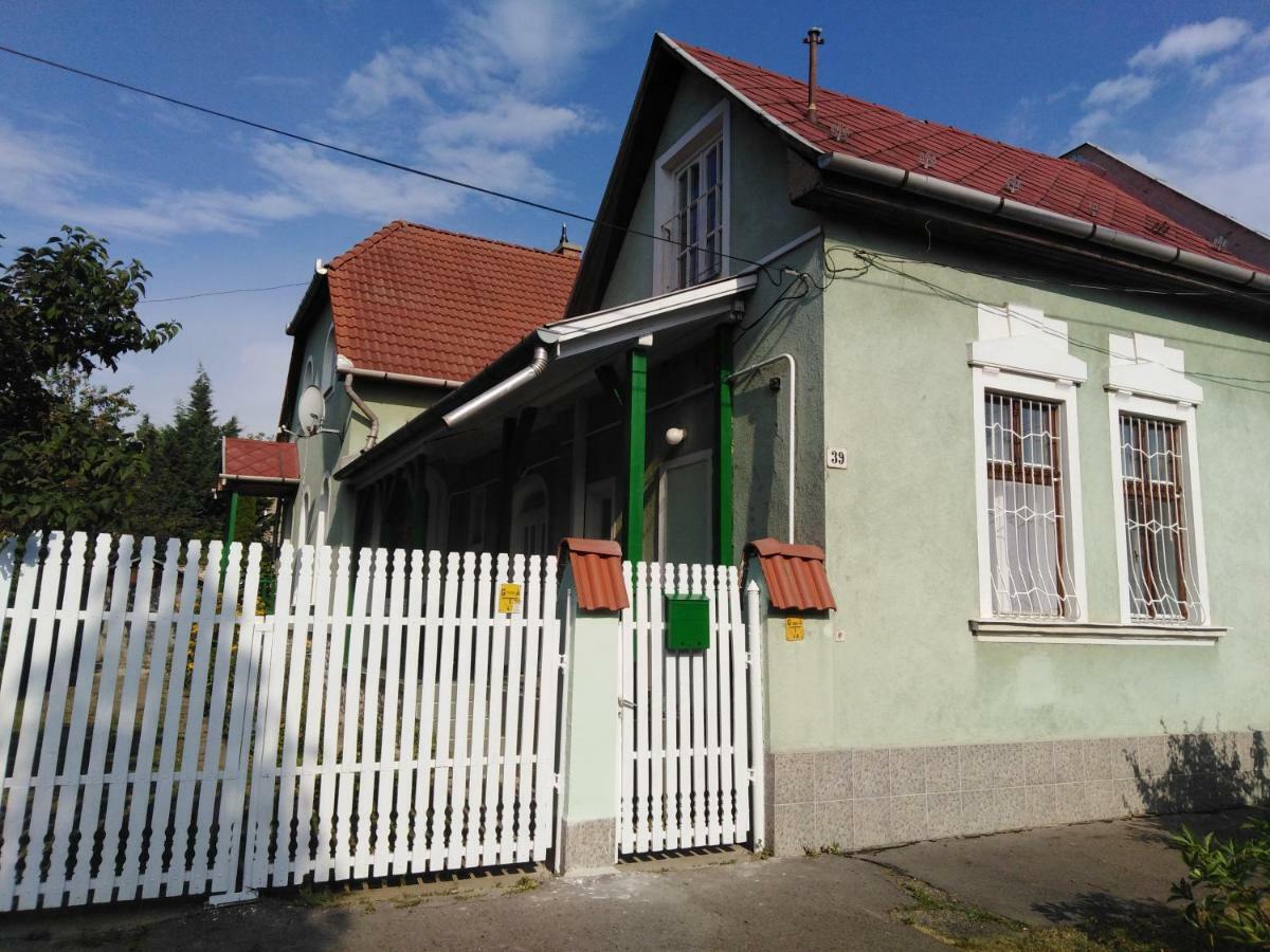 Orgona Vendégház Miskolc Extérieur photo