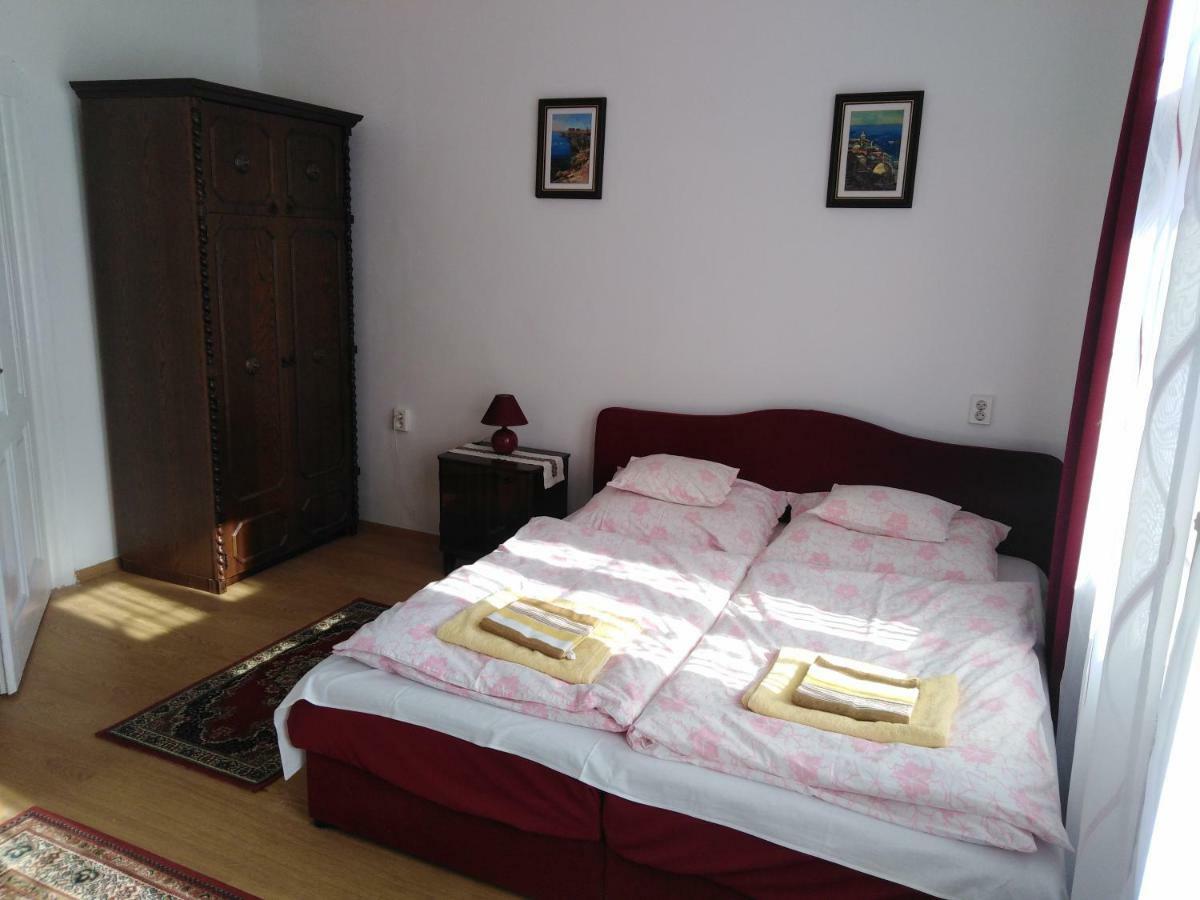 Orgona Vendégház Miskolc Extérieur photo