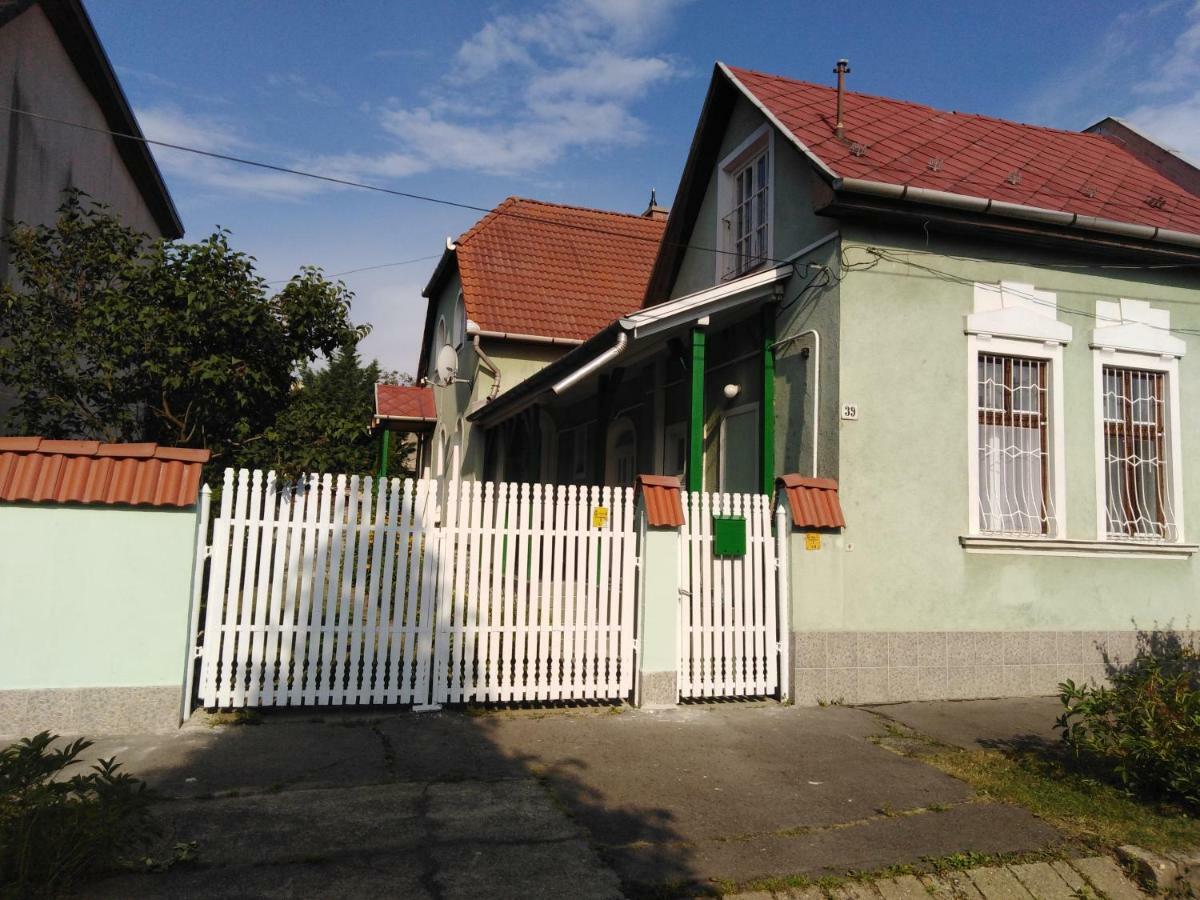 Orgona Vendégház Miskolc Extérieur photo